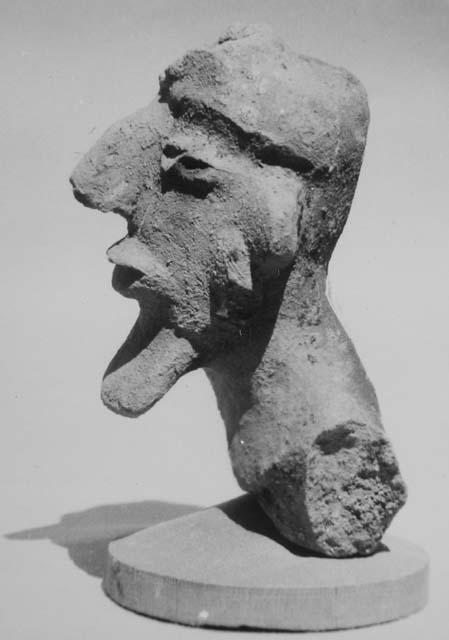 Figurine head, 1, Las Charcas Phase