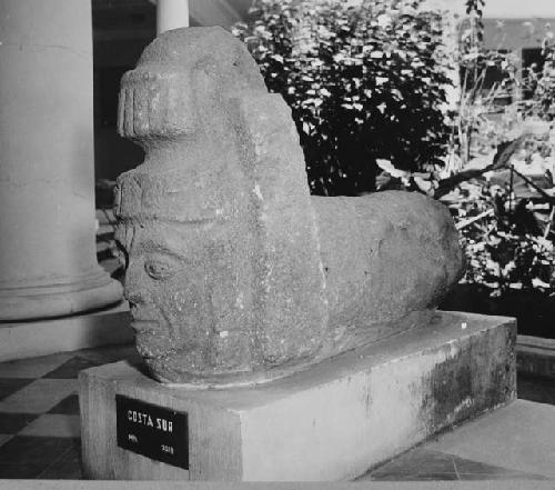 Sculptured stone-tenoned human head