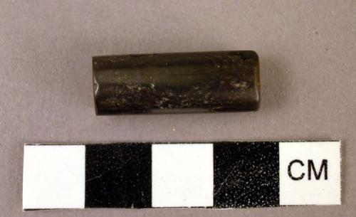 Ceremonial manganese oxide object