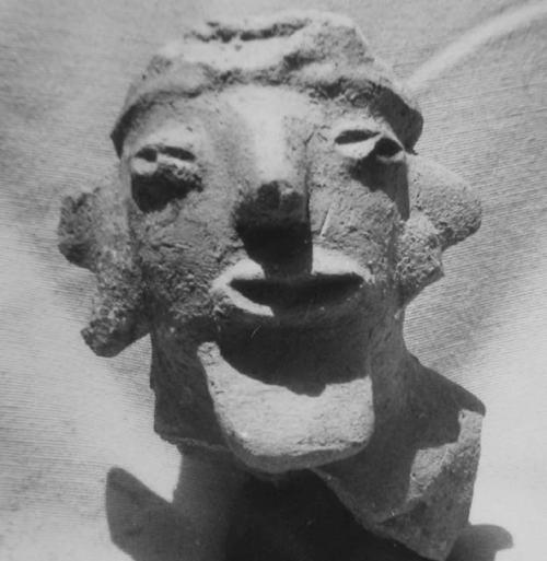 Figurine head, 1, Las Charcas Phase