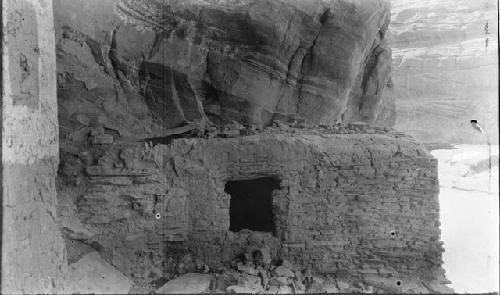 Building at Right of White House, In Same Cave