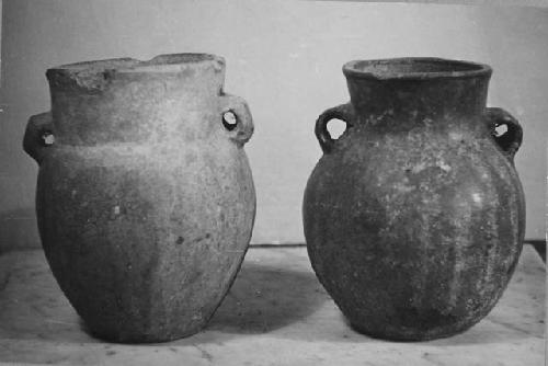 Pottery vessels