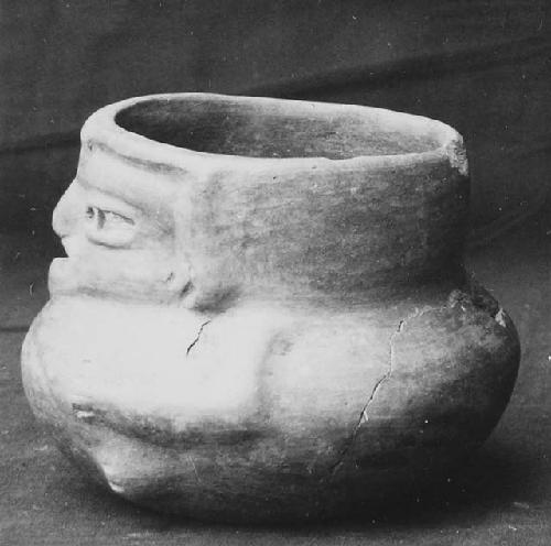 Two small effigy jars, Las Charcas Phase, Streaky orange-brown ware.