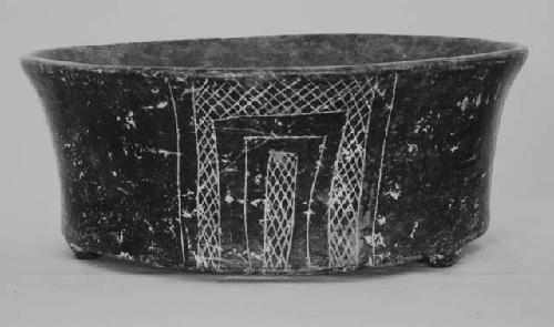 Bowl - tripod, Pre-Classic