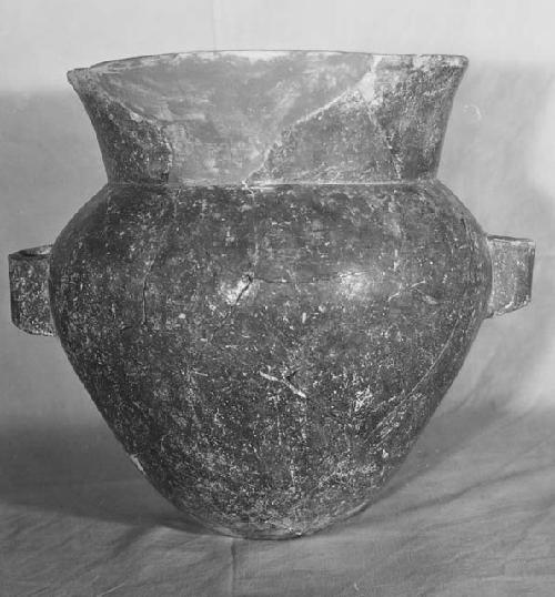 Mayapan redware jar from Structure Q-151