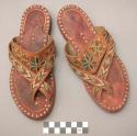 Pair of "everyday" leather sandals with multi-colored flower +