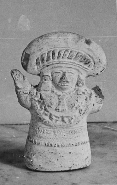 Pottery figurine