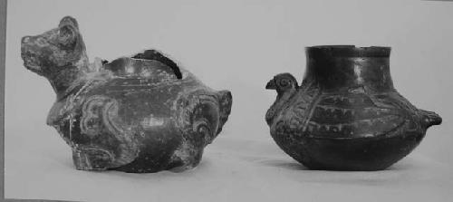 2 effigy pots - Plumbate