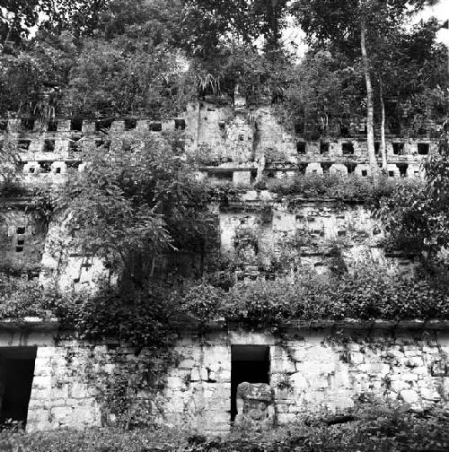 Structure 33 at Yaxchilan