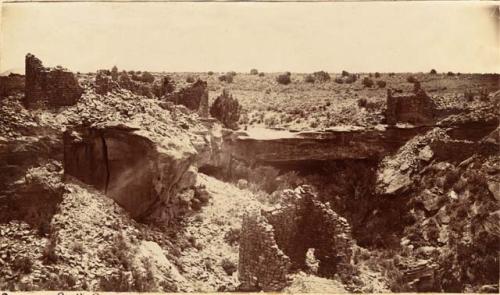 Canon Bull Ruins, on a mesa