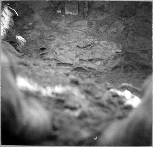 Sherd pile N of main mound (Test pit 11)