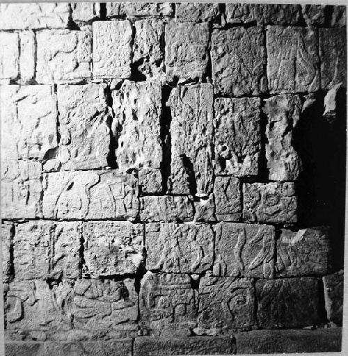 2D1. North Temple. Upper row of overlapping negatives of N wall.