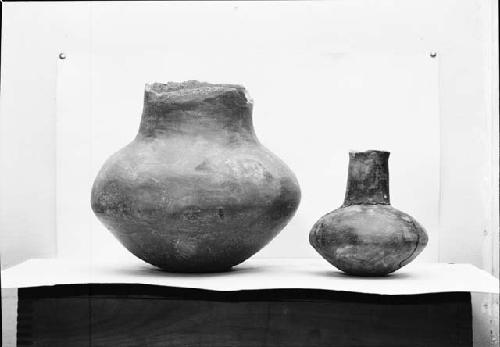 Gila redware shouldered jars