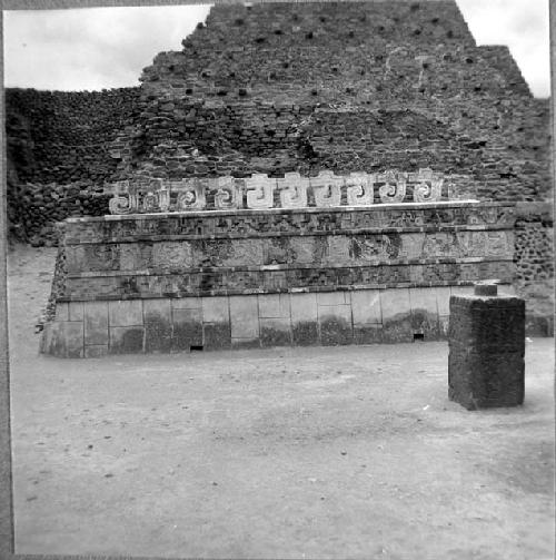 Main temple, outer frieze at North