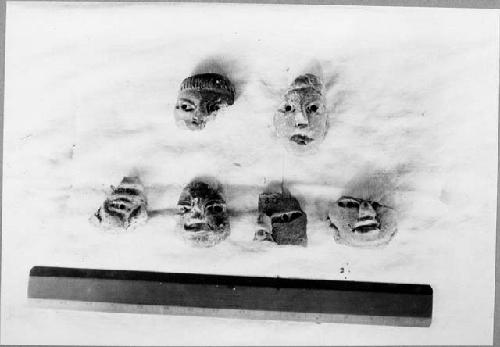 Figurine heads from Main Trench E Group