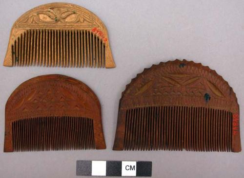 Wooden combs