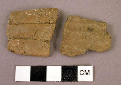 Corrugated potsherds