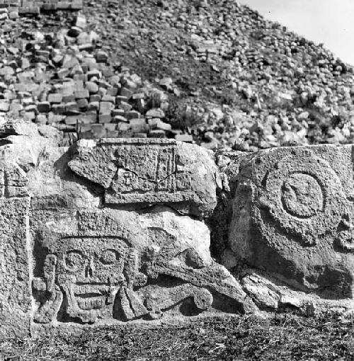 Cementerio at Uxmal