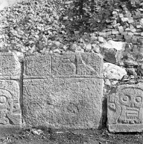 Cementerio at Uxmal