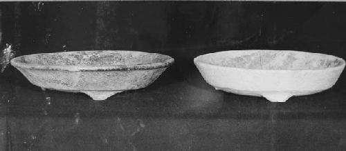 2 pottery vessels