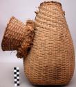 Basketry trap with separate entrance funnel