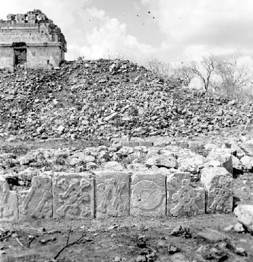 Cementerio at Uxmal