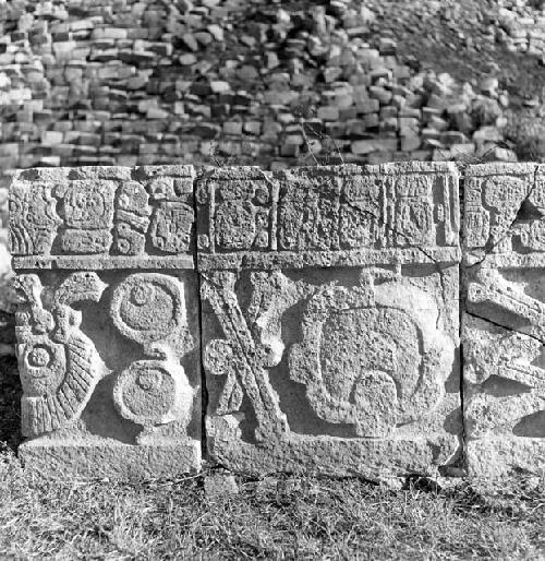 Cementerio at Uxmal