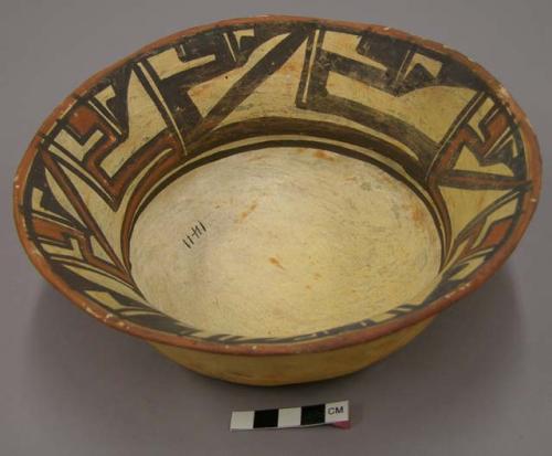 Bowl, polacca polychrome style c. int: linear design; ext: slipped, no design. 8