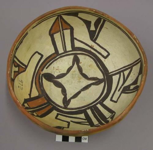 Bowl, polacca polychrome style c. int: linear design; ext: slipped, no design. 7