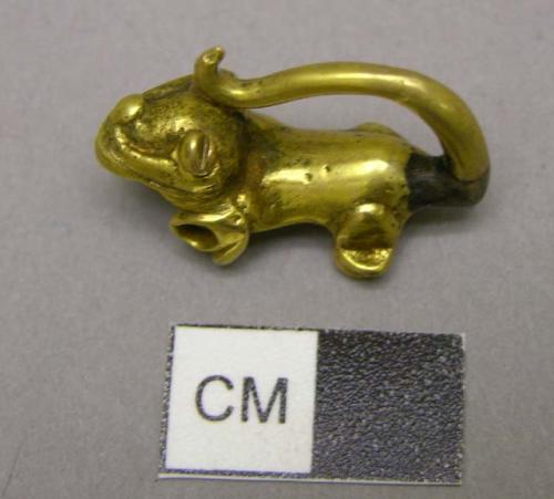 Small gold dog - pendant