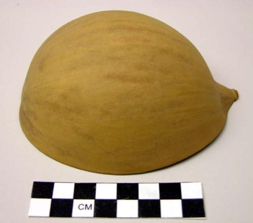 Small plain gourd dish - for feeding children