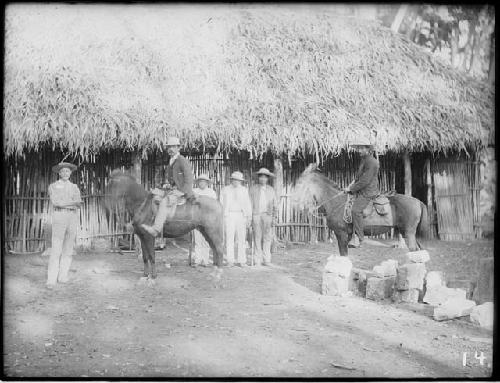 Group in front of the Rancho of the Expedition