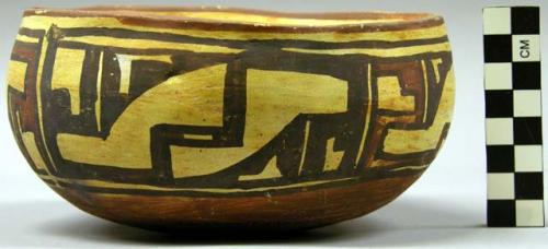 Bowl, polacca polychrome style c. int: splatter design; ext: linear design. 8.2