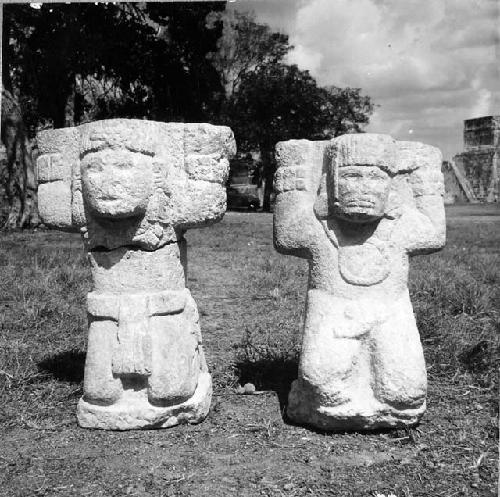 3D10. Atlanteans stored at Officina. The left is 62cm tall and the right is 58cm