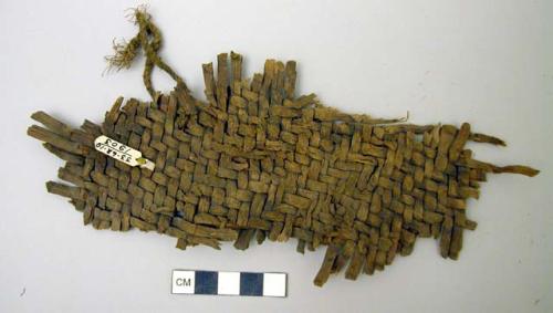 Fragment of twilled yucca mat