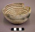Pottery bowl, small, b\w