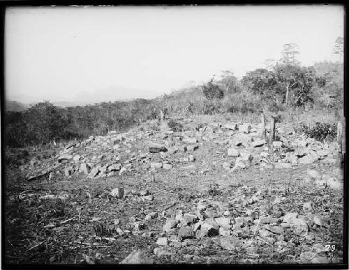 Mound containing Tomb 4