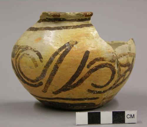 Jar, Polacca polychrome style c. Zuni rain bird design