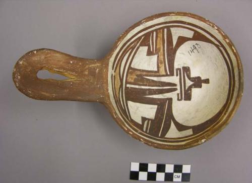 Ladle, Polacca polychrome style c. int: linear design; ext: slipped, no design