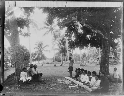 Tapa making; Beating bark