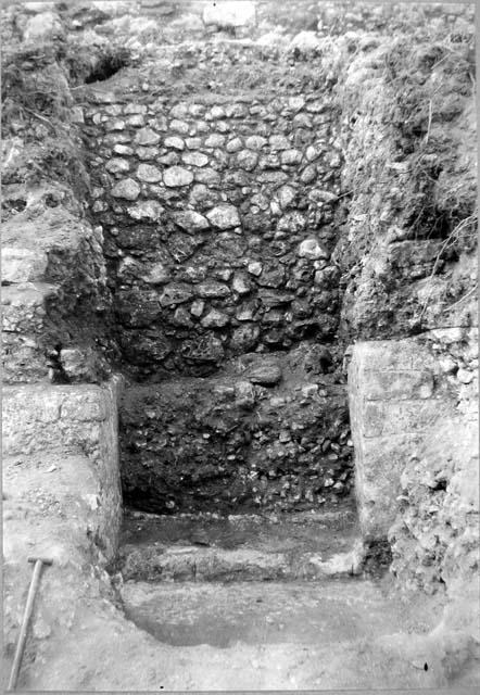 Mound 2 - "door", first appearance of steps