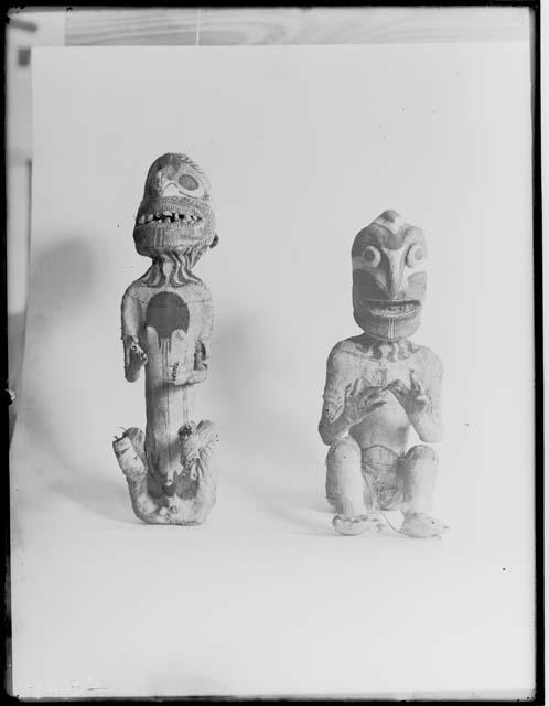 Anthropomorphic figures of bark cloth