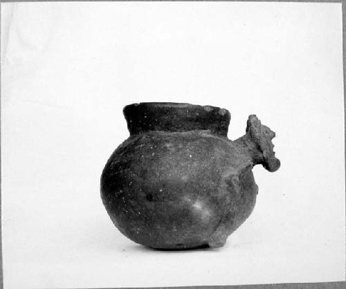 Red-on-Buff effigy vessel.  Sac. or Miraflores Phase Max. dia. 18.7, Ht. 10.8