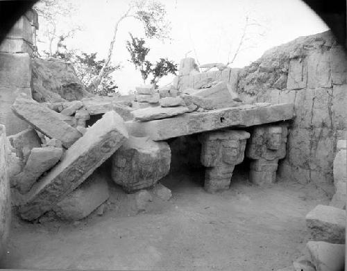 Temple of Warriors - Altar & sanctuary S. side showing Atlantean supports - clos