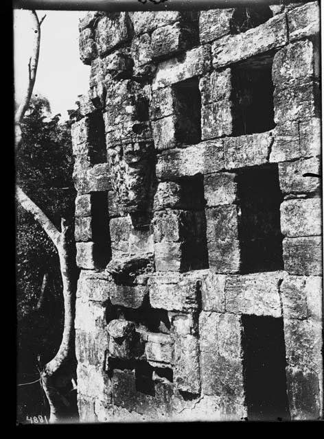 Building 1 - Nearer view of northern roof comb