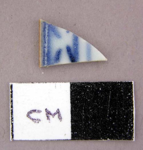 Ceramic, porcelain, blue, chinese export, triangular sherd