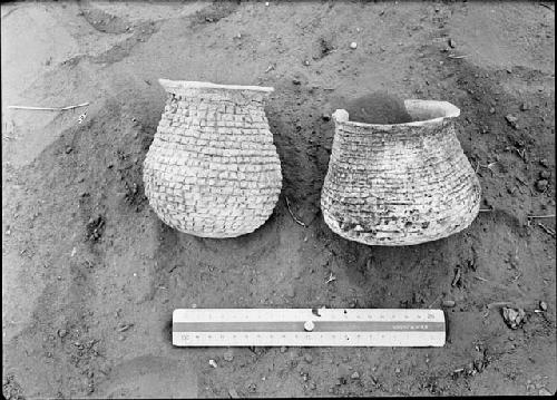 Pot 1, Burial 1; and Pot 1, Burial 3