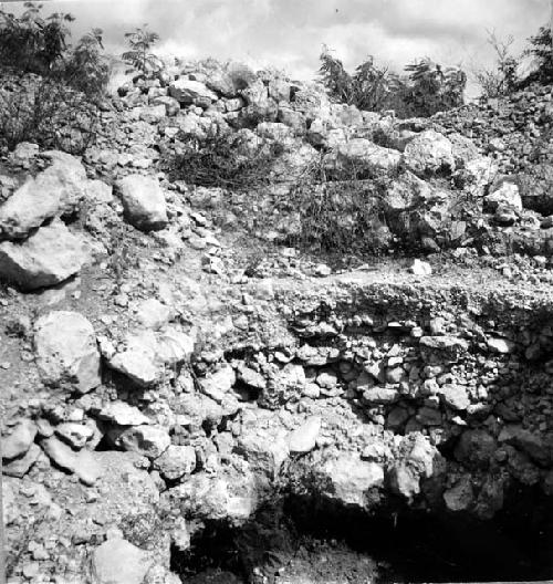 Ruins of Miraflores, str. 1 - Pre-Classic Period.