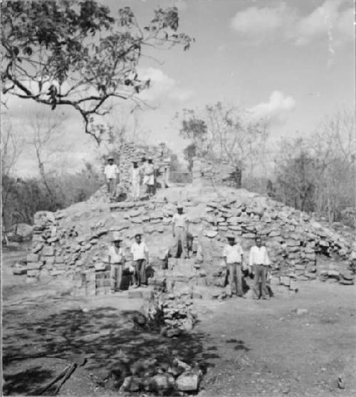 Str. Q-126, West excavations of stairway and shrine.