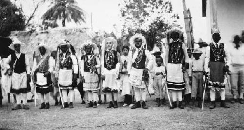 Masked dancers, The Moros